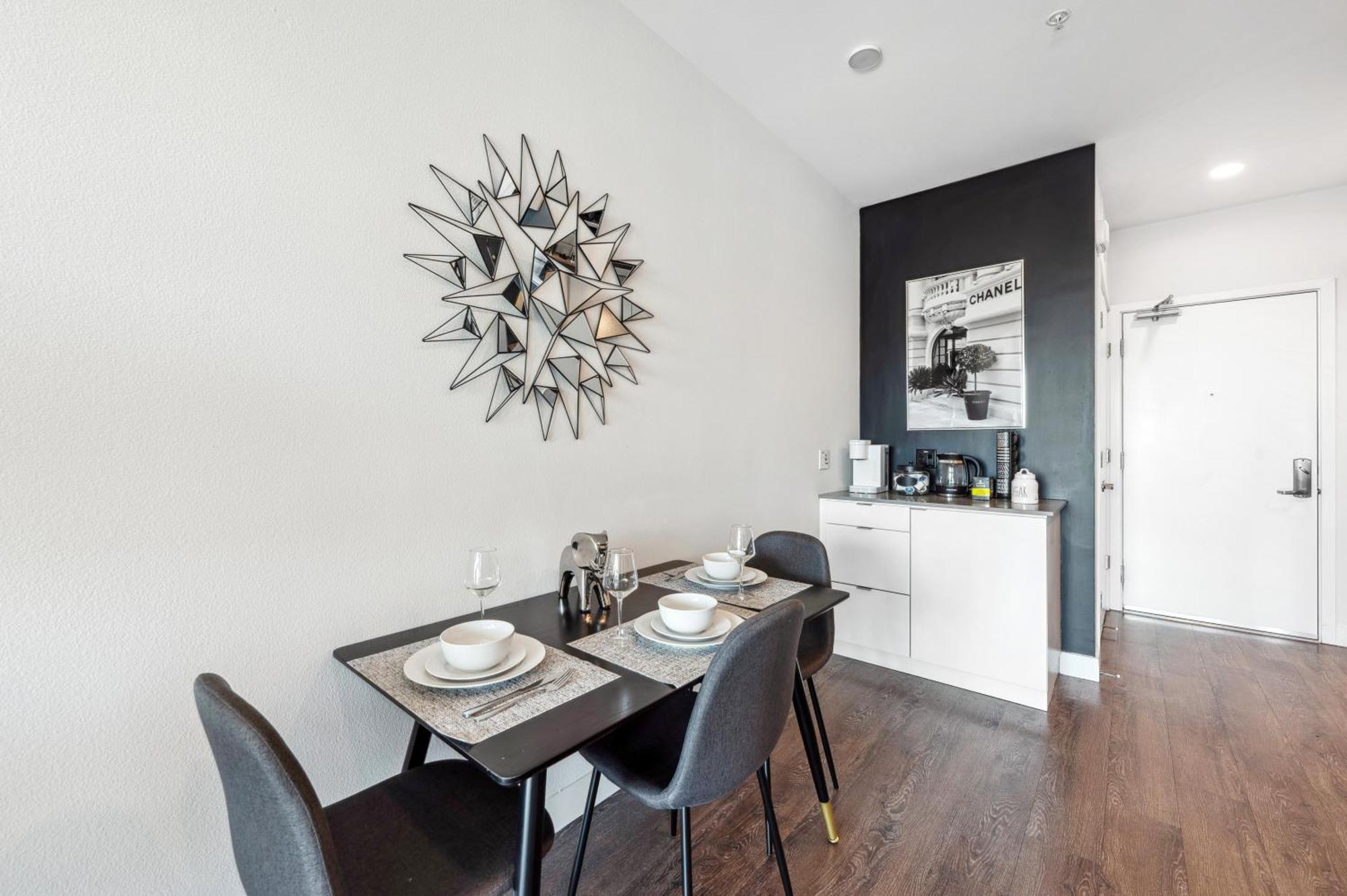 Designer 1bdr With Luxury Pool&gym, Free Parking * Los Angeles